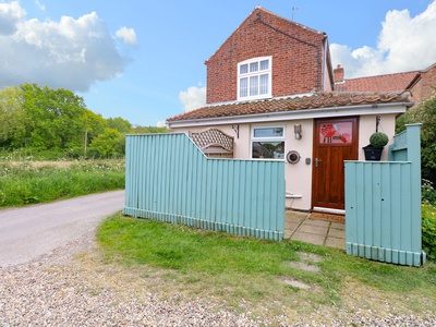 2 Lock Cottages, Norfolk