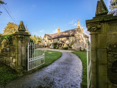 Pentre Hall, Shropshire