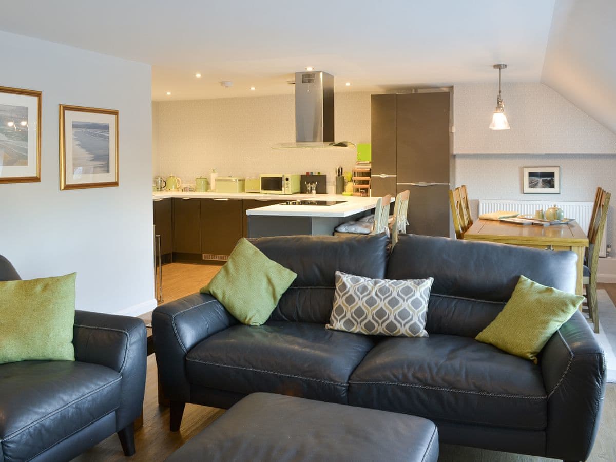 Dogfriendly Alnwick Old Brewery Apartment, Northumberland PetsPyjamas