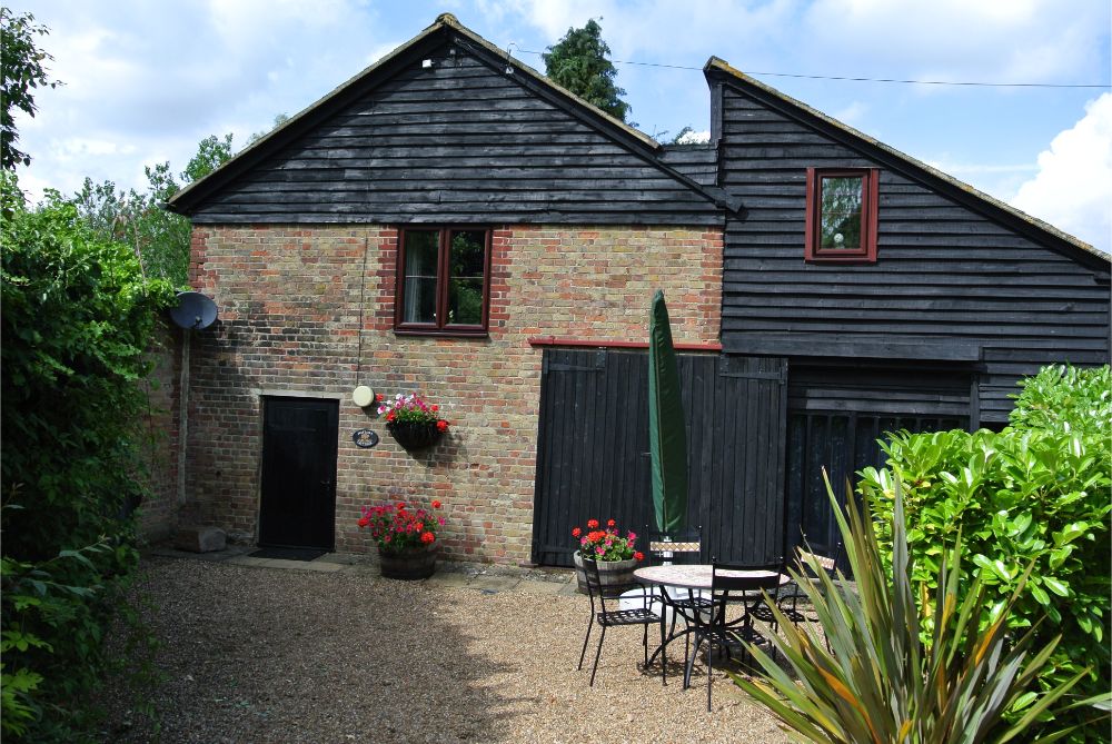 Dogfriendly The Hayloft, Frith Farm House Cottages, Kent