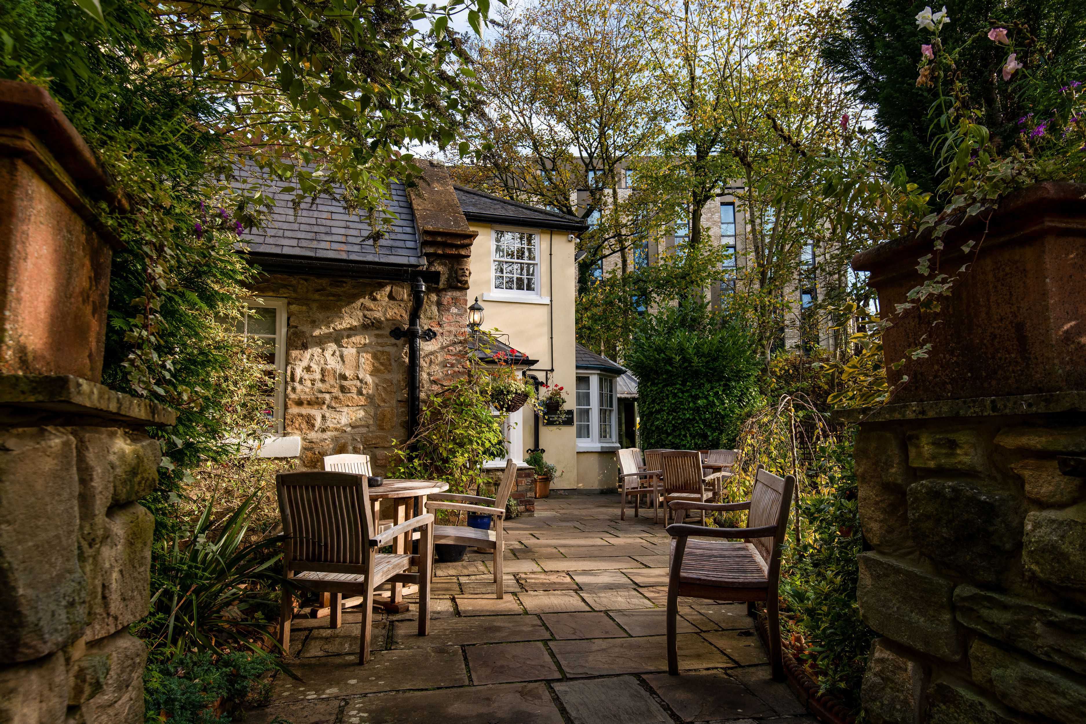 Dogfriendly The Kingslodge Inn, County Durham PetsPyjamas